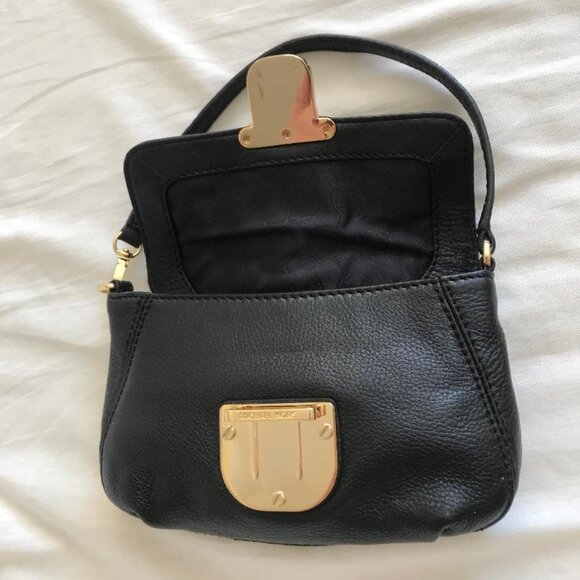 MICHAEL KORS BLACK GENUINE LEATHER MINI HANDBAG - Picture 4 of 6
